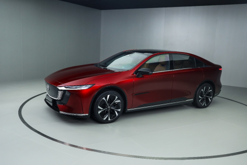 纯电动与增程双剑合璧，看MAZDA EZ-6玩转流量密码